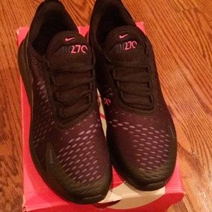Nike Air Max 270 GS size 7y. New
